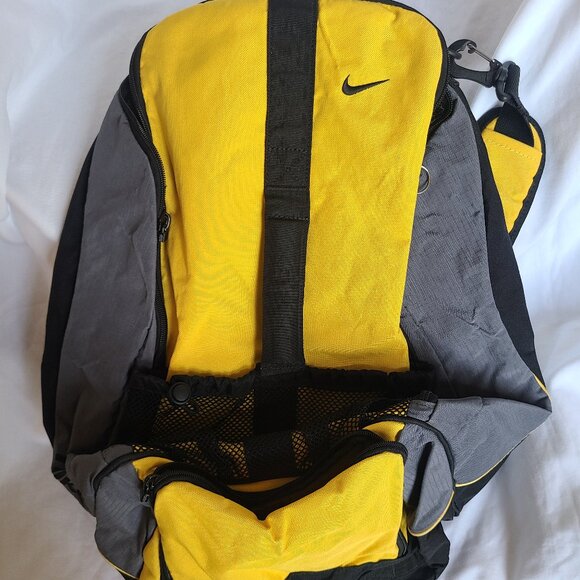 Vintage 90s Nike Carry Gear Backpack Duffle Bag Yellow - Picture 1 of 4
